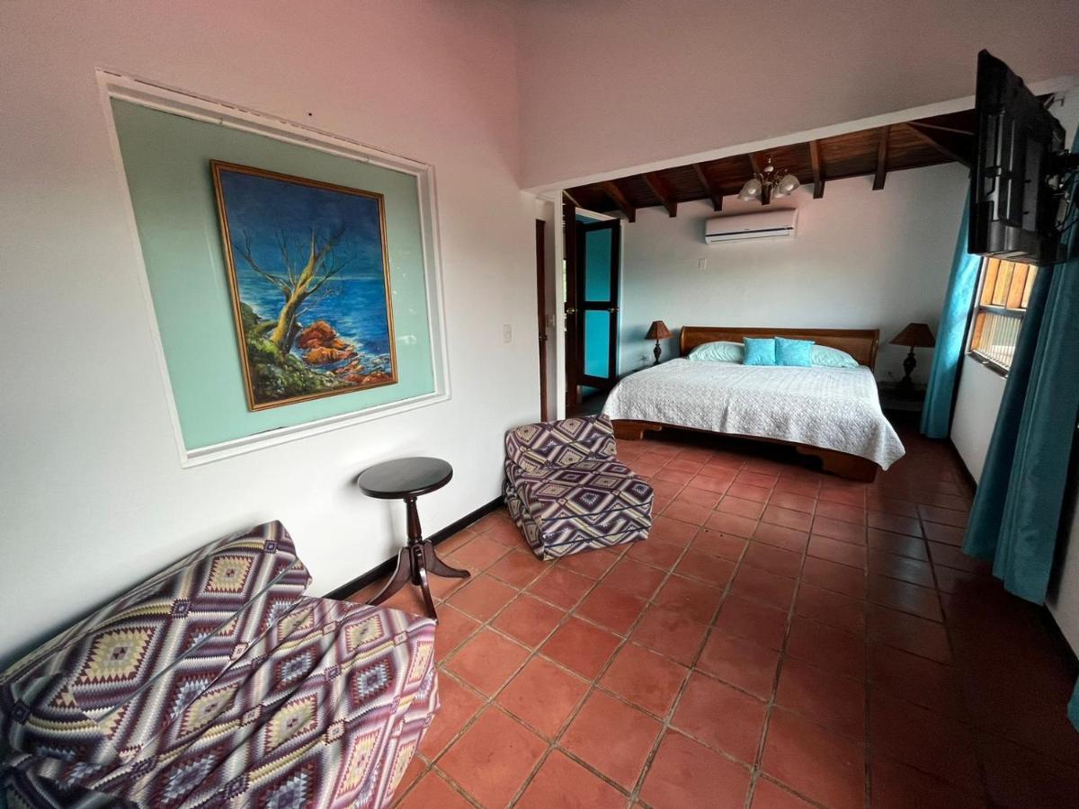 Siwo Art Guesthouse Playa Ocotal エクステリア 写真