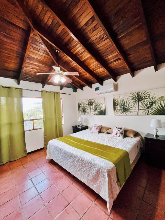 Siwo Art Guesthouse Playa Ocotal エクステリア 写真