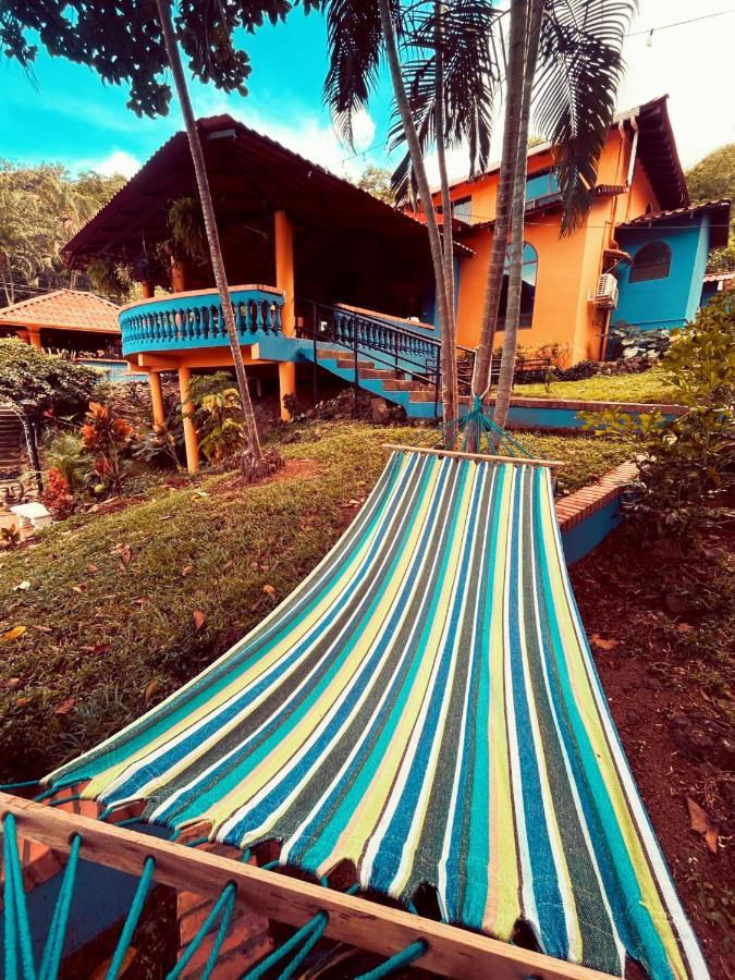 Siwo Art Guesthouse Playa Ocotal エクステリア 写真