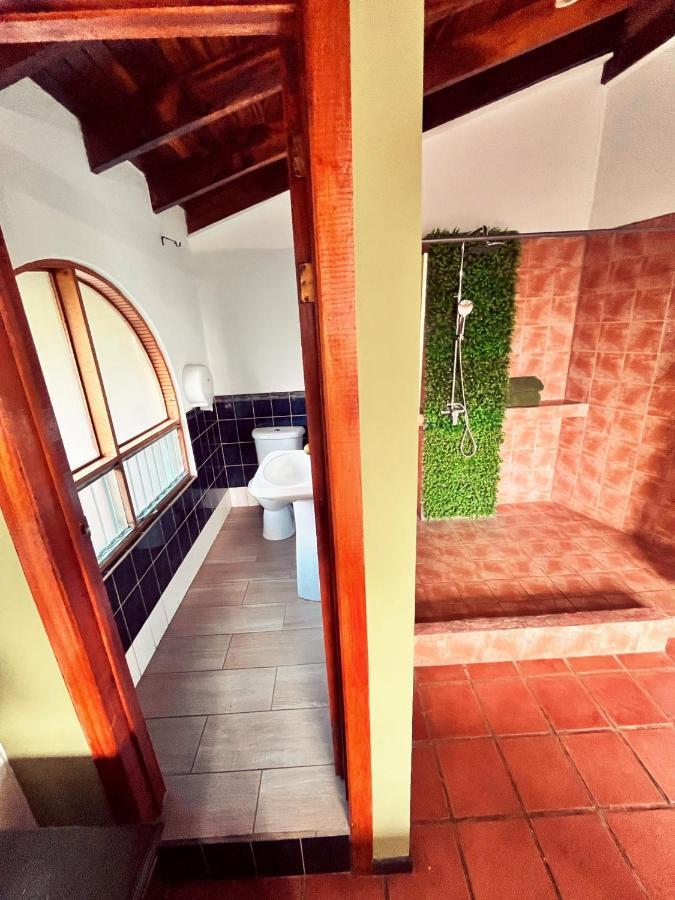 Siwo Art Guesthouse Playa Ocotal エクステリア 写真