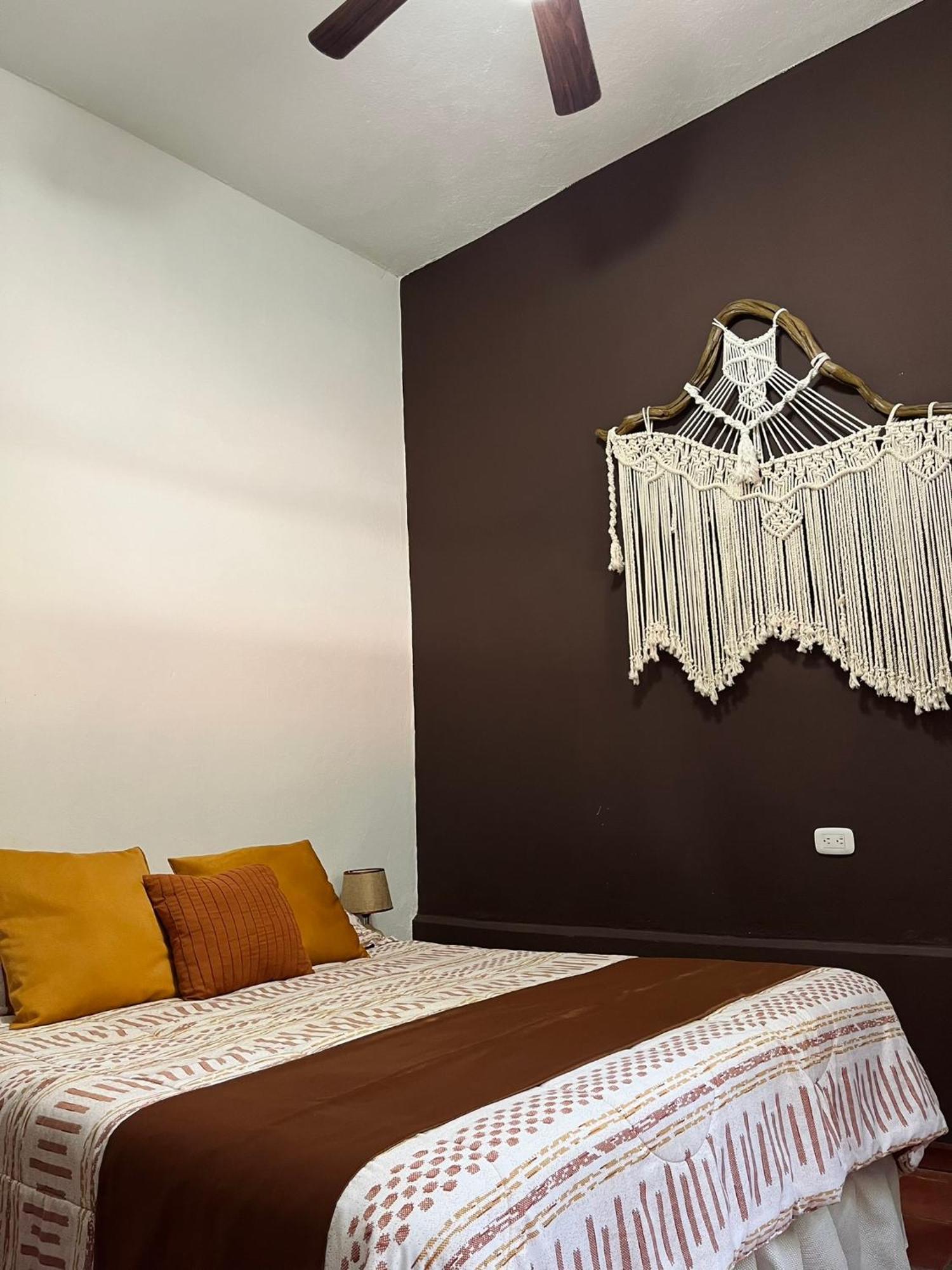 Siwo Art Guesthouse Playa Ocotal エクステリア 写真