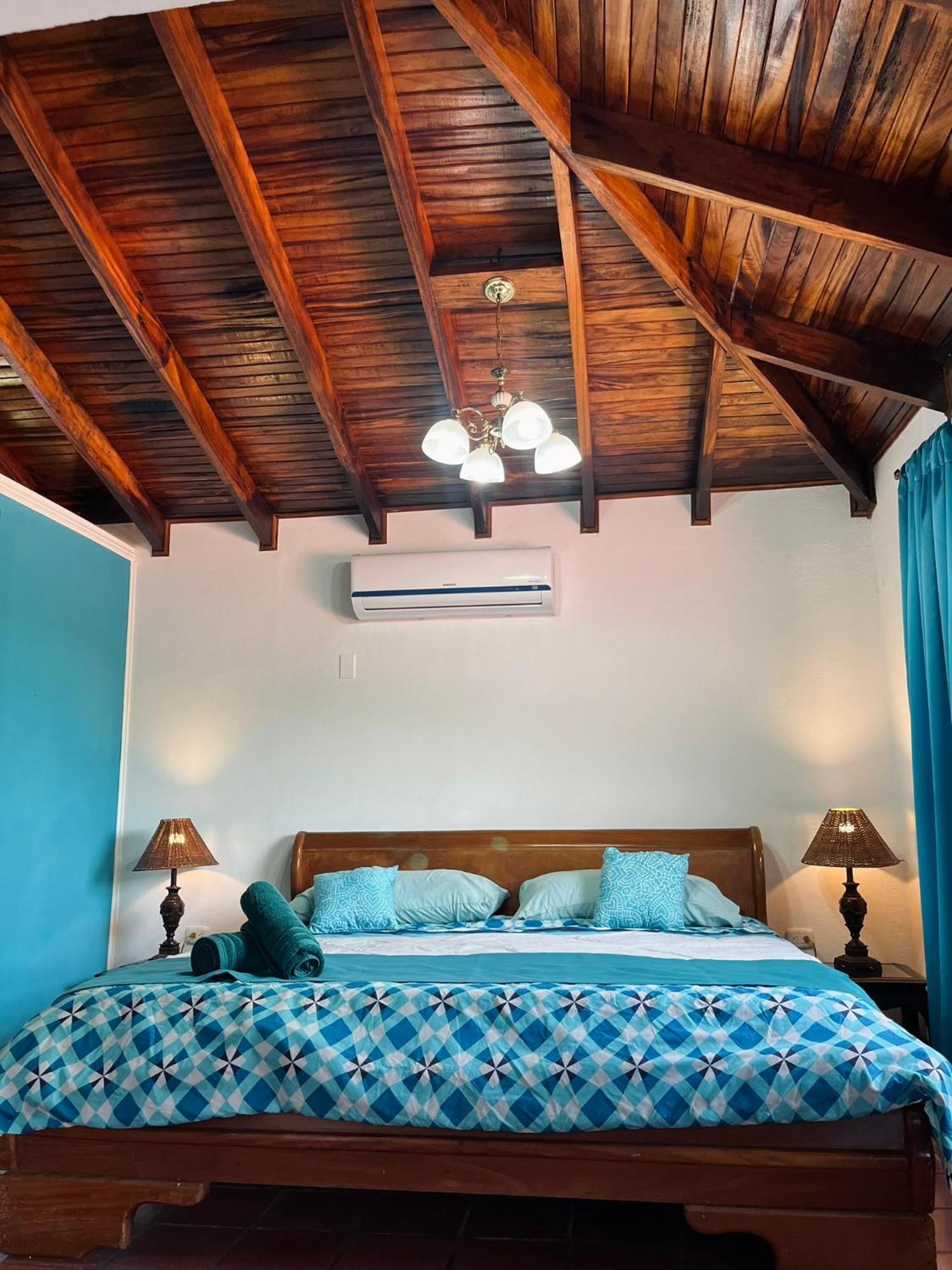 Siwo Art Guesthouse Playa Ocotal エクステリア 写真